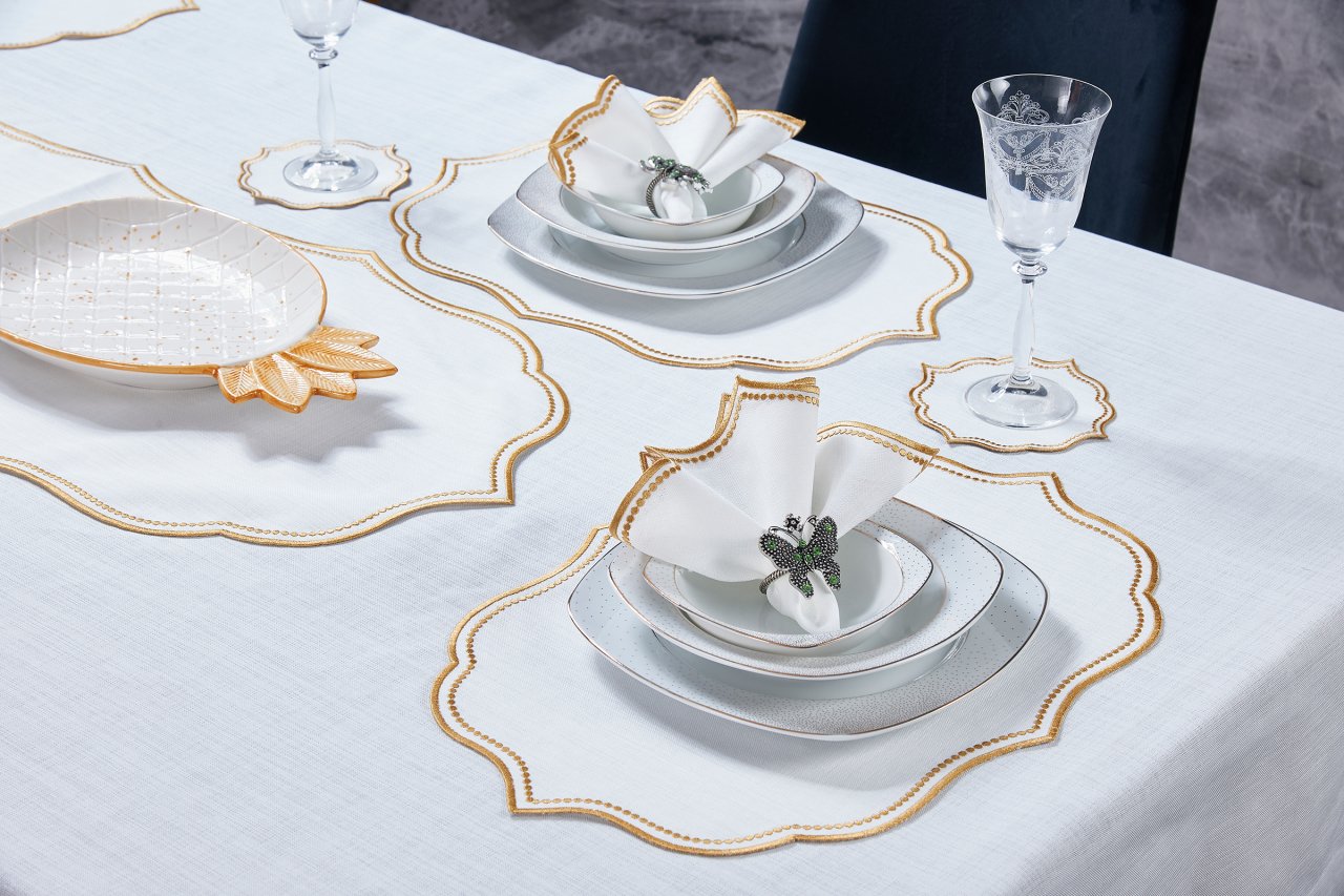 19 PARÇA MASA SETİ  LİSA NAKIŞLI  KETEN EFEKTLİ ALTIN