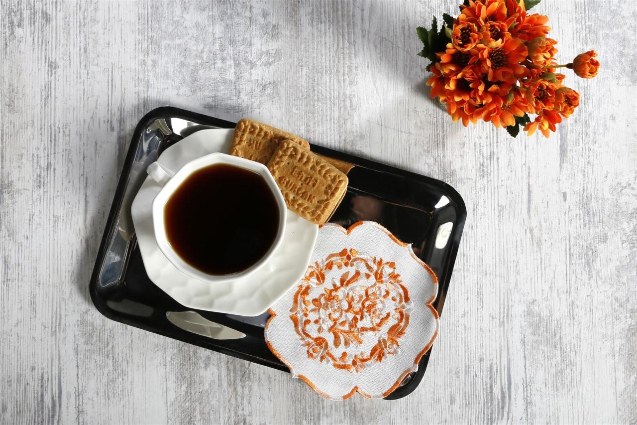 6 Lİ KOKTEYL PEÇETE FLORAL NAKIŞLI KETEN EFEKTLİ TURUNCU