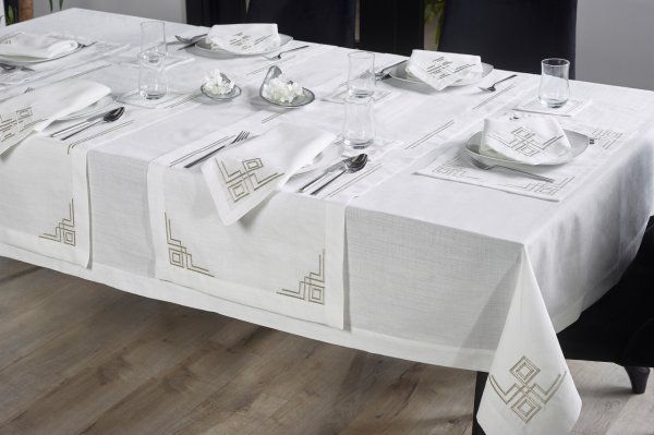 17 PARÇA MASA ÖRTÜSÜ SETİ  VALERİE NAKIŞLI  KETEN EFEKTLİ TAŞ