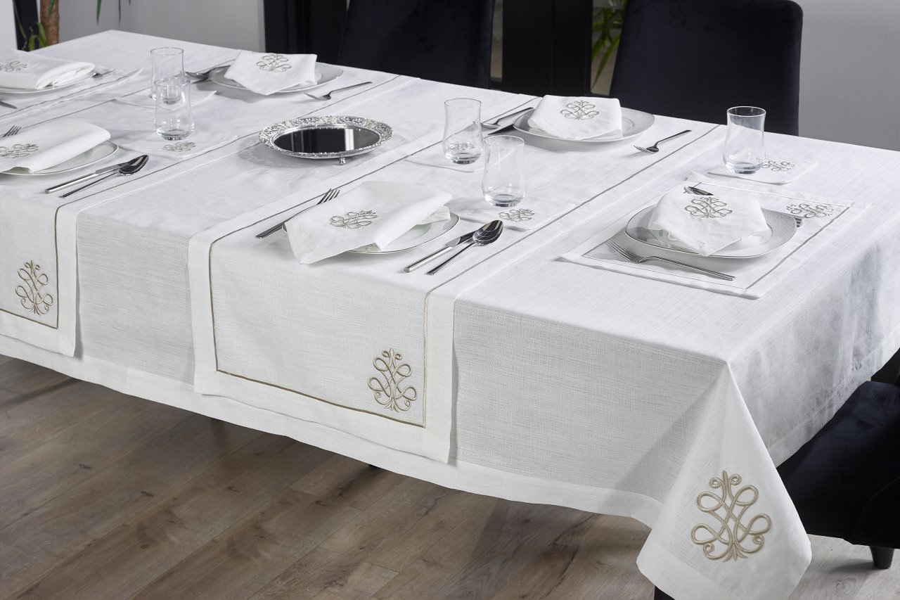 16 PARÇA MASA SETİ  ROYAL NAKIŞLI  KETEN EFEKTLİ TAŞ