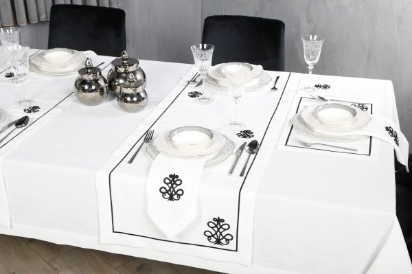 17 PARÇA MASA ÖRTÜSÜ SETİ ROYAL NAKIŞLI  KETEN EFEKTLİ SİYAH